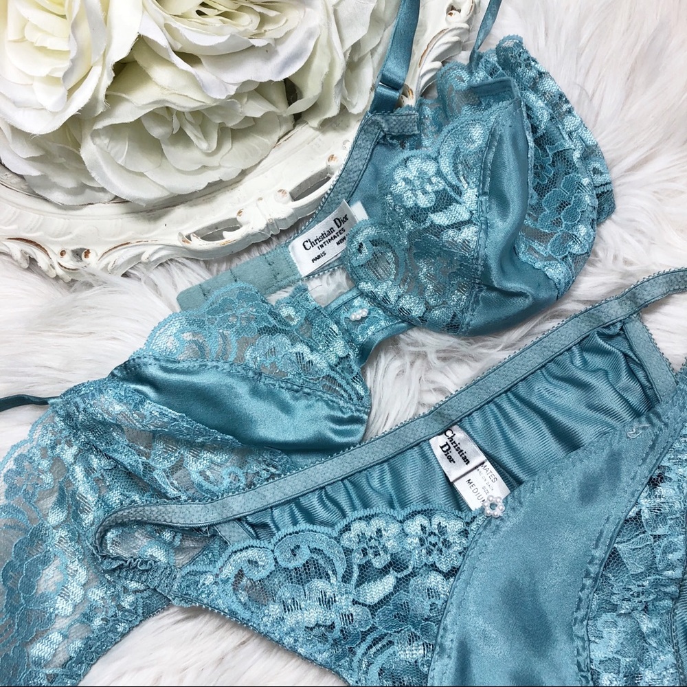 SOLD🌹Vtg Christian Dior Icy Blue Lingerie Set🌹 - Picture 4 of 4